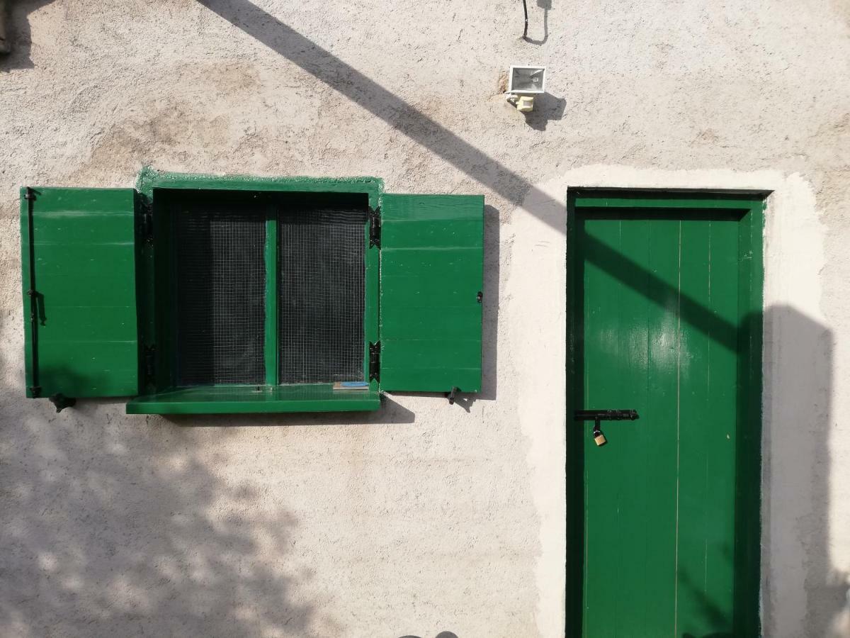 Spacious Family Apartment With Parking In The Shade And Barbecue House Šibenik Dış mekan fotoğraf